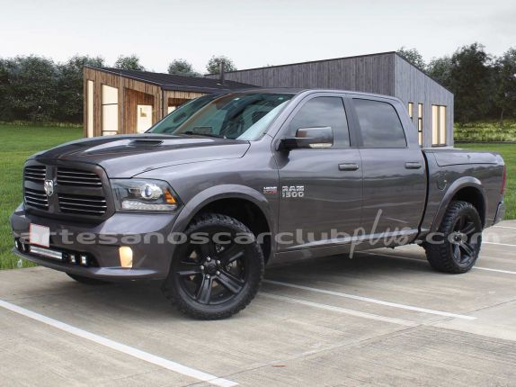 RAM 1.500 SPORT V8 5,7L 2017.
